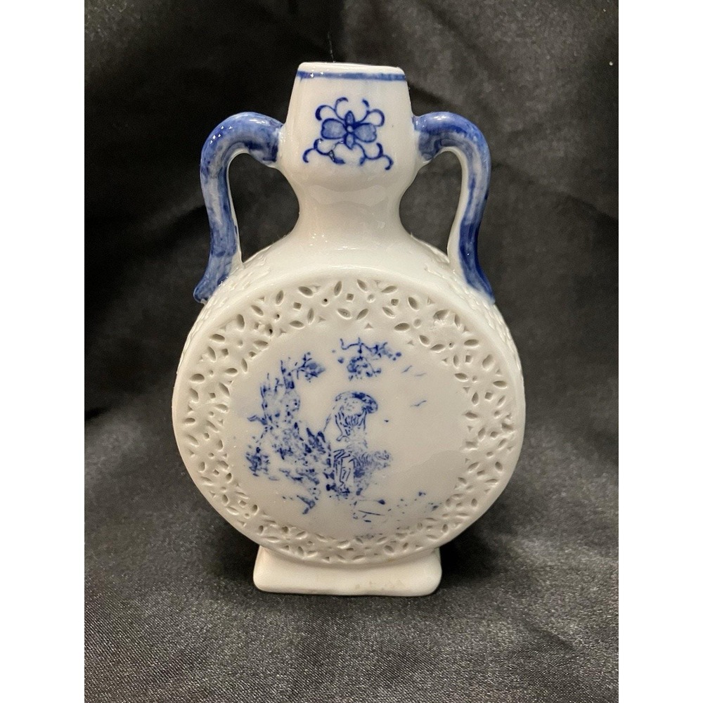 Chinese Porcelain Bud Vase Blue White Reticulated Hand Painted Vintage Asian